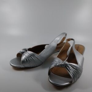 Comfortview Silver Knotted Slingback Sandals